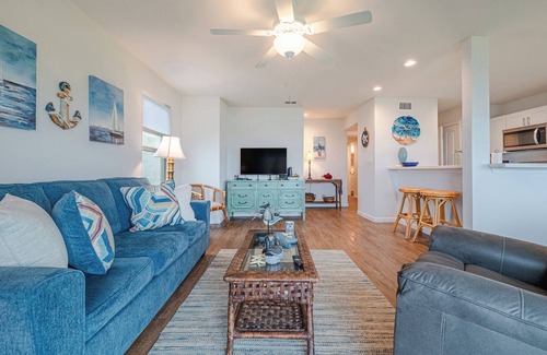 Rockport House | Water`s Edge ~ 1st Floor Condo with Waterview ~