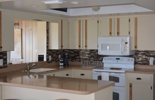 Edgewater House | "Water's Edge" Beautiful Waterfront Home In Edgewater, Florida