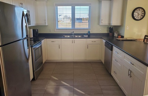 Bayview House | Water view cottage 5 min to Cav Beach, Golf, Anne Green Gables