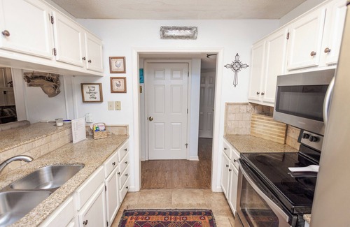 Sardis Cabin | Water View Property, Pet Friendly, Golfing, Fishing, Marina, Swim, Park, Trails