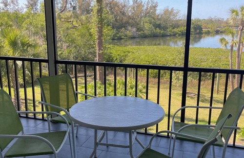 Venice Condo | Water View Updated 2-Bedroom Condo in Venice