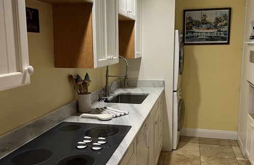 Coquina Key Condo | Water view - Waterside at Coquina Key South Village 5164 Beach Dr B