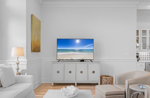 Cottage District House | Watercolor Dreamin | Private Heated Pool | Golf Cart & Bikes | Walk to Seaside