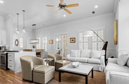 Cottage District House | Watercolor Dreamin | Private Heated Pool | Golf Cart & Bikes | Walk to Seaside
