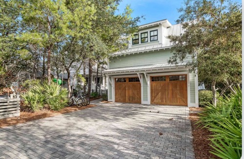 Sand Hill Apartment | Watercolor/Golf Cart/Heated Pools/Bikes