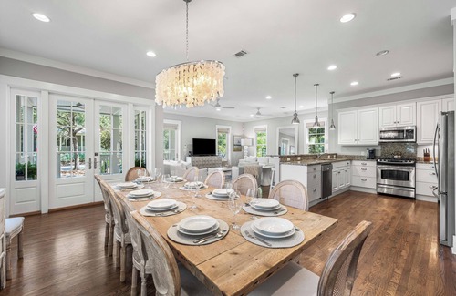 Watercolor House | WaterColor Park District Luxury | Exclusive Beach Club Access + Golf Cart
