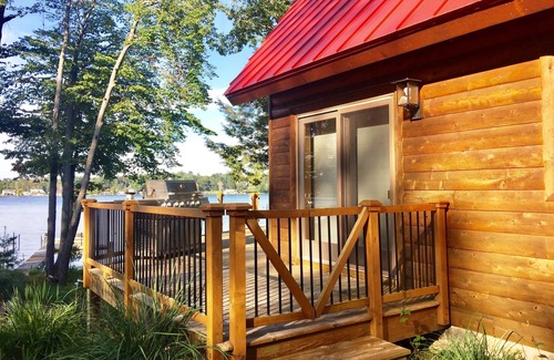 Pentwater Cottage | Watercress Cottage on Pentwater Lake