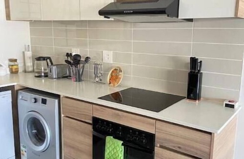 Greater Johannesburg Metropolitan Area Apartment | Waterfall City 5min to MallofAfrica BackupPower