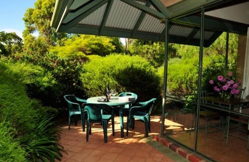 Margaret River Cabin | Waterfall Cottages