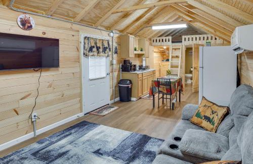 Crossville - Harriman House | Waterfall Hikes and Fairways Quiet Crossville Cabin