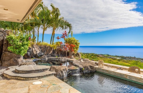 Kahaluu-Keauhou House | Waterfall House | 4 Bed, 3.5 Bath