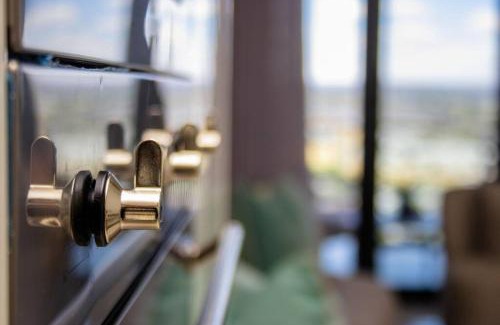 Greater Johannesburg Metropolitan Area Apartment | Waterfall Luxury Suites