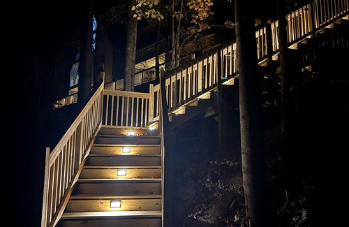 Hendersonville Cabin | Waterfall View Cabin @ Skylaranna Resort
