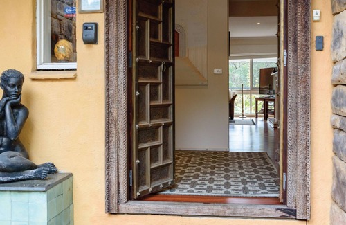 Daylesford House | Waterfalls Summary: W