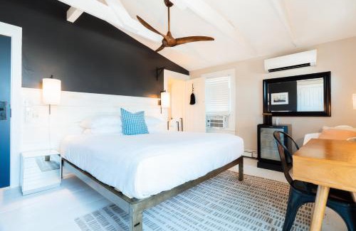 Commercial Street Hotel | Waterford Inn Provincetown