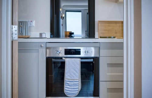 Wiseman's Bridge Apartment | Waterfront 2 - 2 Bedroom Apartment - Wisemans Bridge
