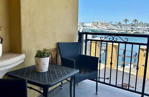 West Newport Villa | Waterfront 3 bd 2ba with amazing bay and beach views. Beach access and walkable