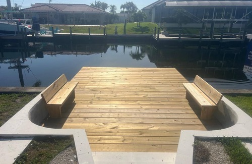 Pelican House | Waterfront 3-bedroom house in Cape Coral