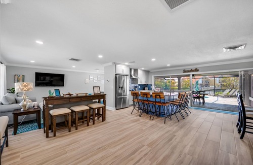 Bal Harbour House | Waterfront 3B/2BA private pool & private dock, free kayaks,