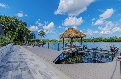 Pelican House | Waterfront, 4 Bed, 2 Bath, sleep 8, Gulf access, pool, spa, southern exposure