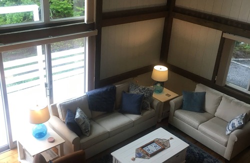 Mashpee House | Waterfront 4 Bedroom house with dock on Popponesset Island in New Seabury.