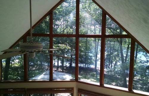 Pocono Mountain Lake Cabin | Waterfront 4 Season Cabin Pet Friendly Canoe Air Conditioned