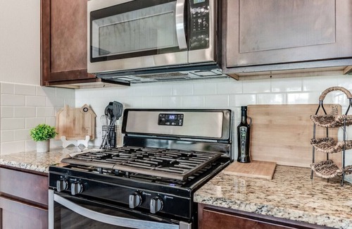 Lafayette House | Waterfront,4bedroom,2bath,King Bed,separate shower