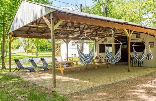 Elkton House | Waterfront 5 Br Pool Hot Tub Pavilion Fire Pit