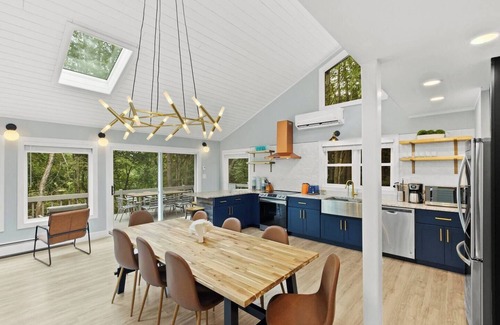Long Pond House | Waterfront | 5BR | Luxury Finish