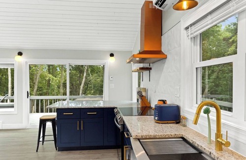Long Pond House | Waterfront | 5BR | Luxury Finish