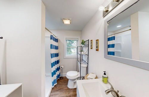 Lubec House | Waterfront adobe with a firepit, grill, board games, and W/D - dog-friendly