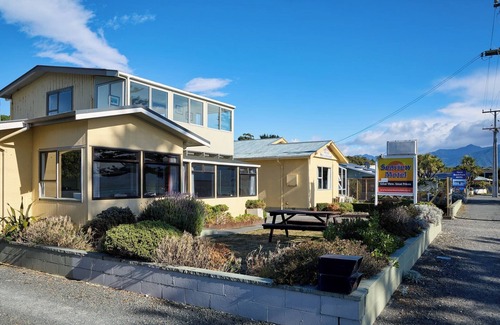 Kaikoura Apartment | Waterfront | Affordable | Location | Unit 5, Waterfront | Affordable | Location