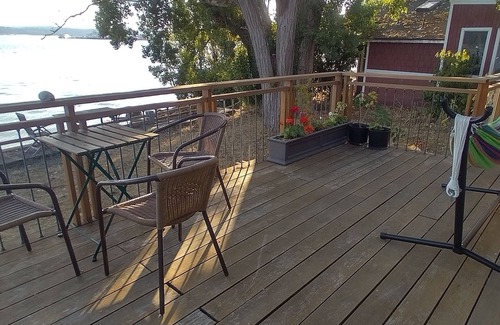 Bremerton House | WATERFRONT amazing views: ferries, sailboats, wildlife! Close to shops, bus stop