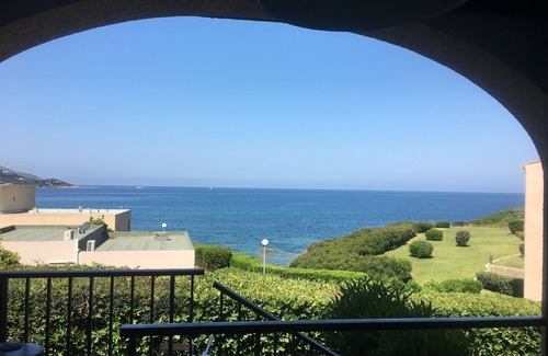 Corse-du-Sud Apartment | Waterfront apartment