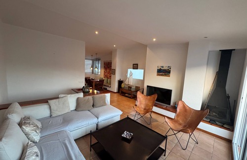 Cadaques Apartment | Waterfront apartment