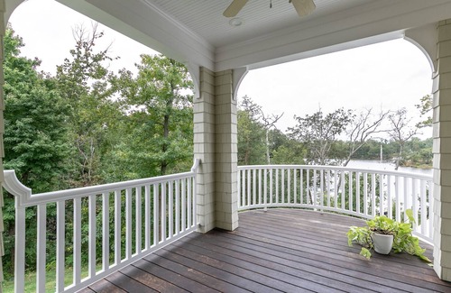 Annapolis House | Waterfront Architectural Masterpiece with private dockage available.