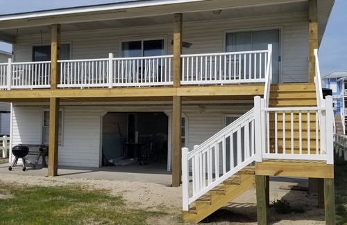 Holden Beach Cottage | Waterfront Beach Cottage on beautiful Holden Beach