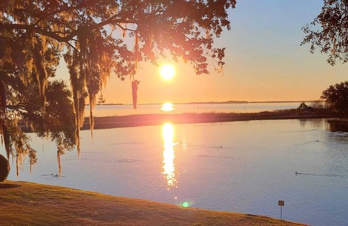Georgetown House | Waterfront Belle Isle Private Townhome on Winyah Bay - Sleeps 8, 2.5 baths