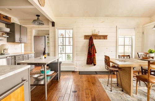 Mount Tremper House | Waterfront Bungalow Fire Pit Fishing Hiking