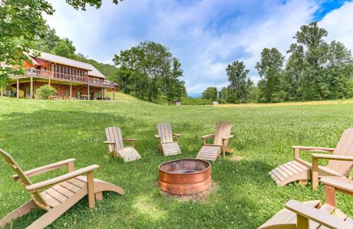 Blue Ridge House | Waterfront Cabin in Ellijay Hot Tub and Game Room