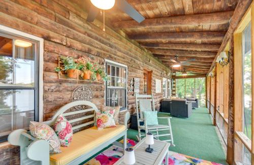 Eatonton House | Waterfront Cabin on Lake Sinclair with Private Dock!