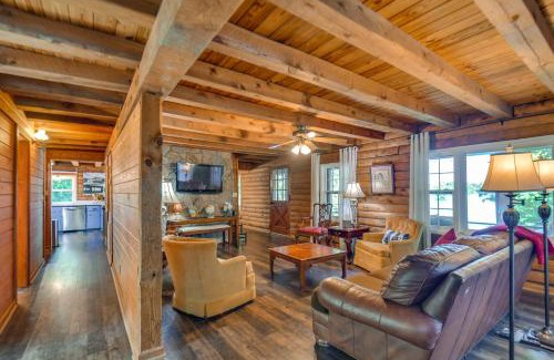 Eatonton House | Waterfront Cabin on Lake Sinclair with Private Dock!