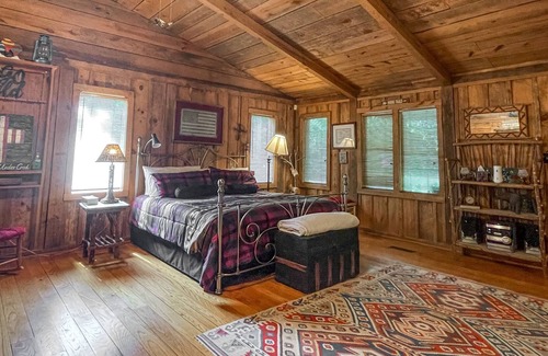 Valley Head Cabin | Waterfront Cabin