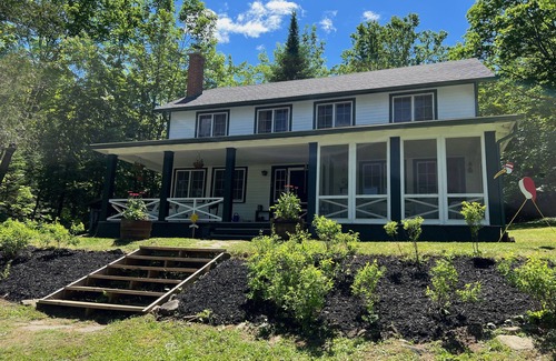 Huntsville Cottage | Waterfront Classic Family Cottage in Huntsville, Muskoka