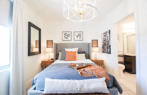North Trail Condo | Waterfront, Community Pool, Sea La Vie