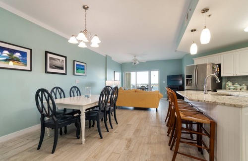 Morehead City Condo | Waterfront Condo Getaway