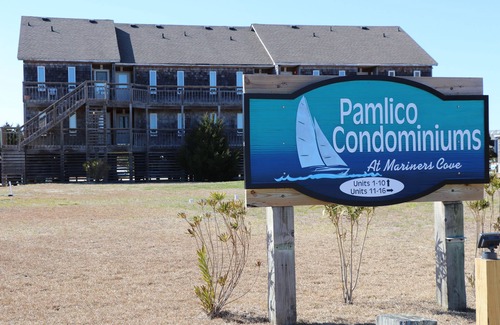 Avon Condo | Waterfront Condo with Amazing Sunsets