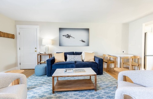 Eastport Condo | Waterfront Condo with Views of Annapolis, Pool & Prime Eastport Location