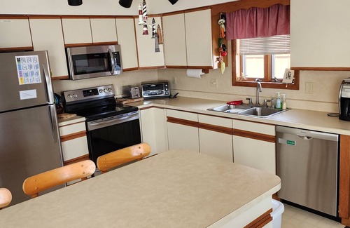 South Bethany Harbor House | Waterfront corner property, close to Beach, Free Beach Parking, Owner Managed.