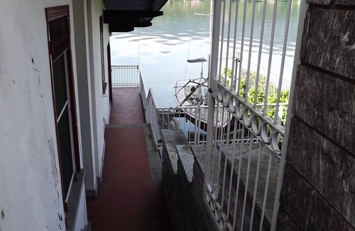 Orta San Giulio Cottage | Waterfront Cottage On The Laken00311200079